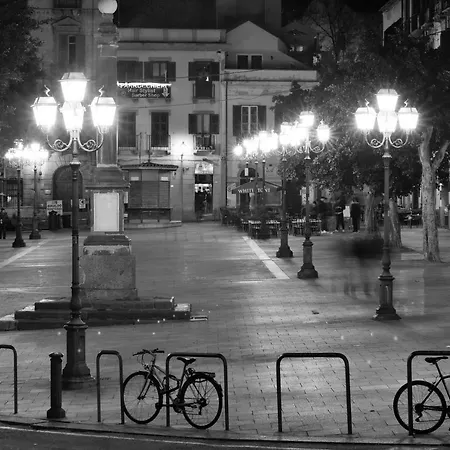 Monolocale Al Vicoletto 卡利亚里